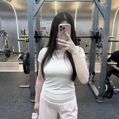 潘东悦